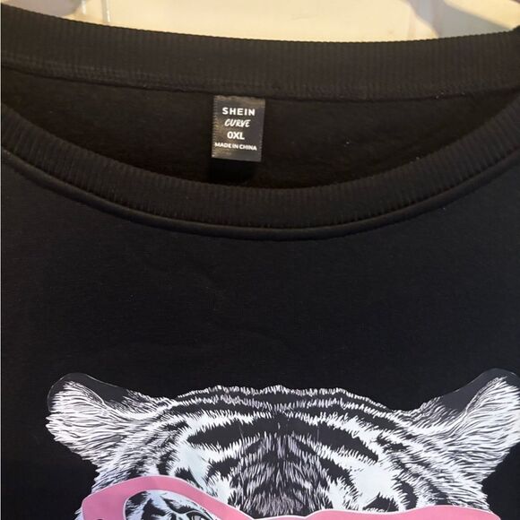 SHEIN Black Sweatshirt with Pink Tiger Graphic - Picture 3 of 4